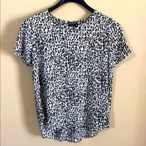 Snow Leopard Top Large
